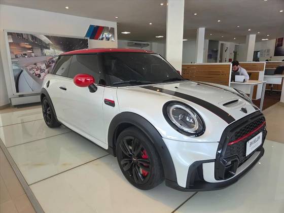 MINI COOPER 2.0 16V TWINPOWER GASOLINA JOHN COOPER WORKS 2P STEPTRONIC